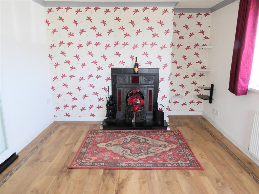 Property photo 2 of 17 100_0005.Jpg