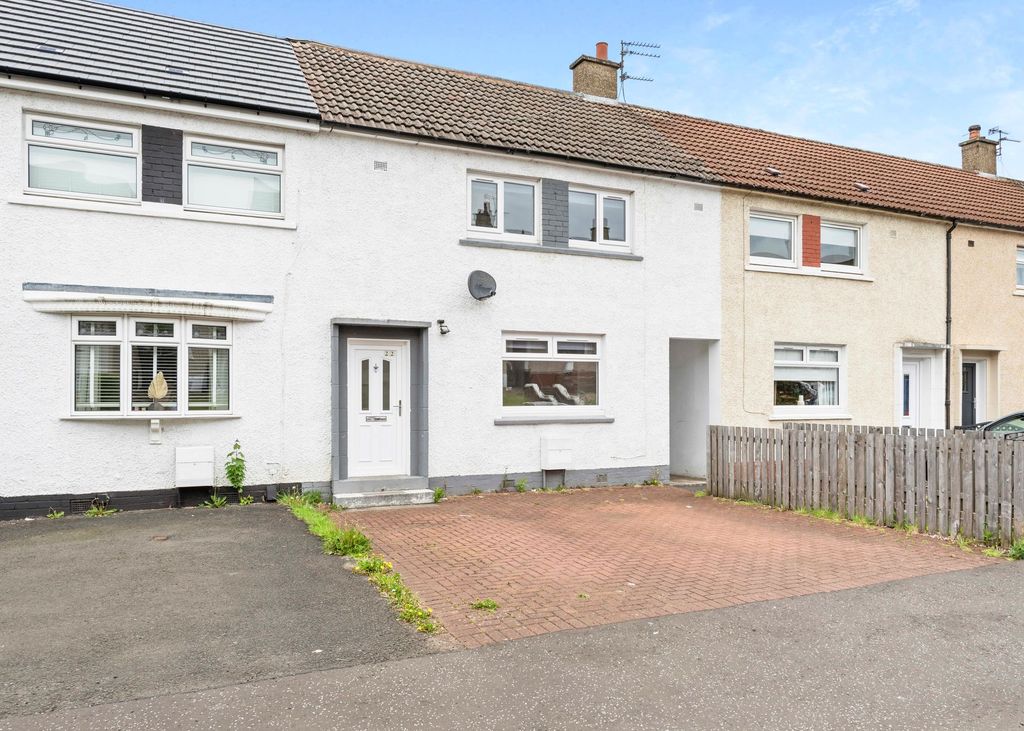 Property photo 2 of 27