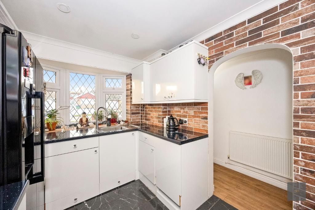 Property photo 3 of 16 Photo 3