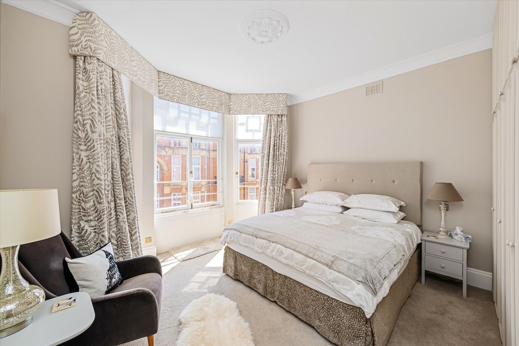 Property photo 2 of 9 Image