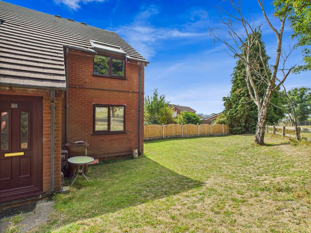 Property photo 1 of 11 Cam03582G0-Pr0134-Still028