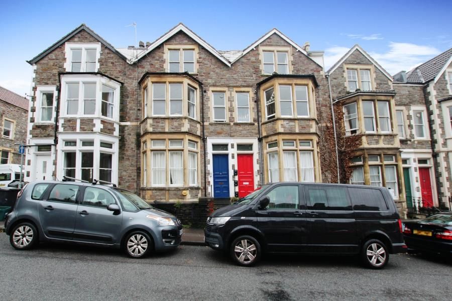 Property photo 1 of 10