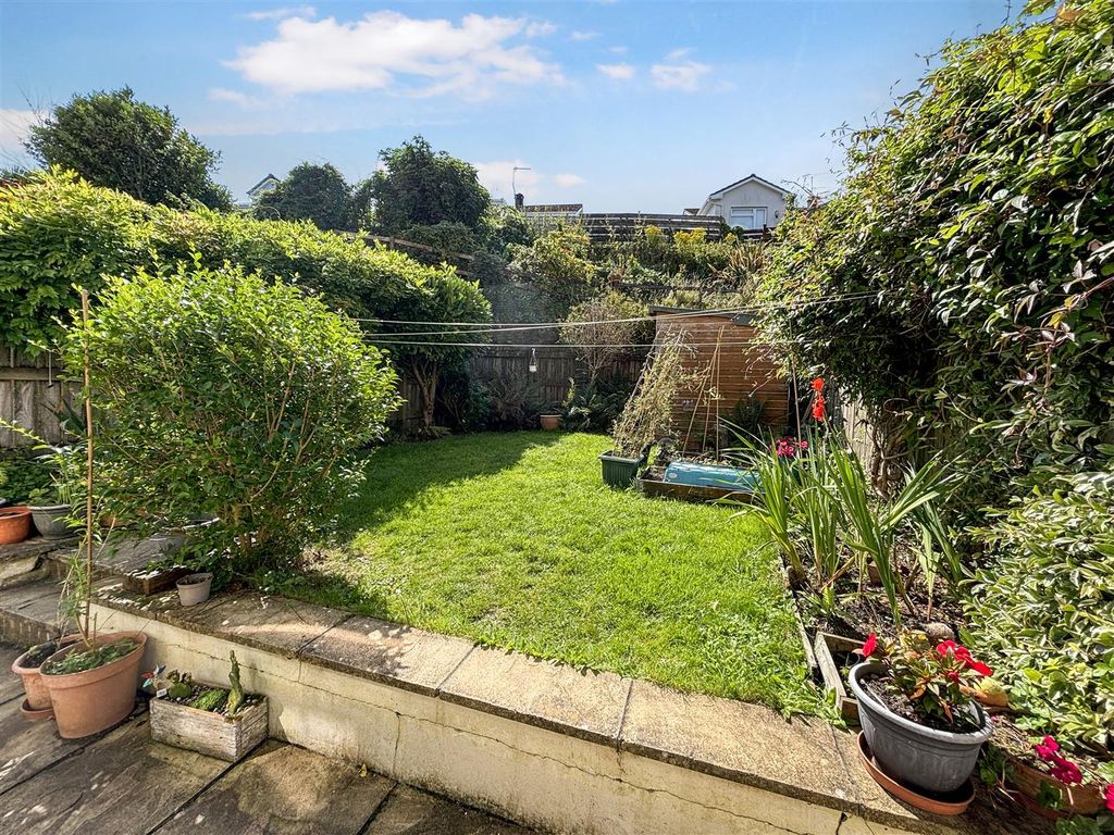 Property photo 2 of 16