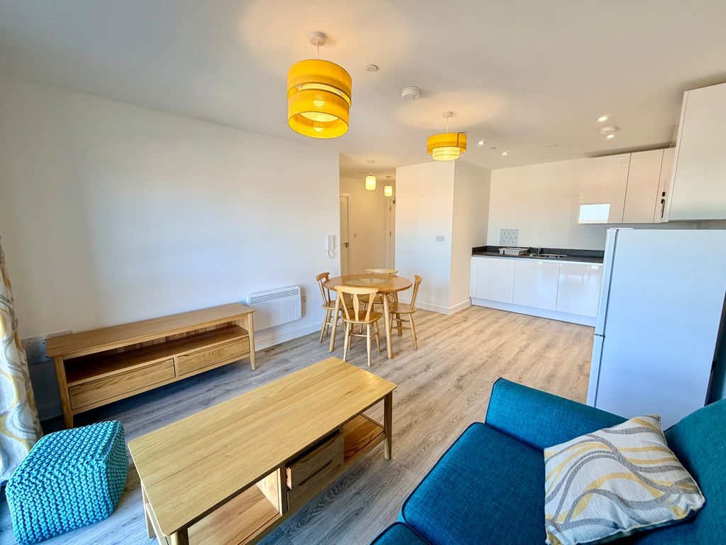 Property photo 3 of 11 Picture No. 18