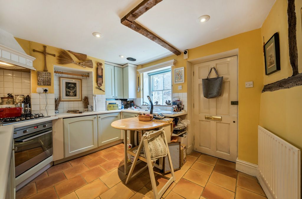 Property photo 3 of 10 1383918-26-69207A...