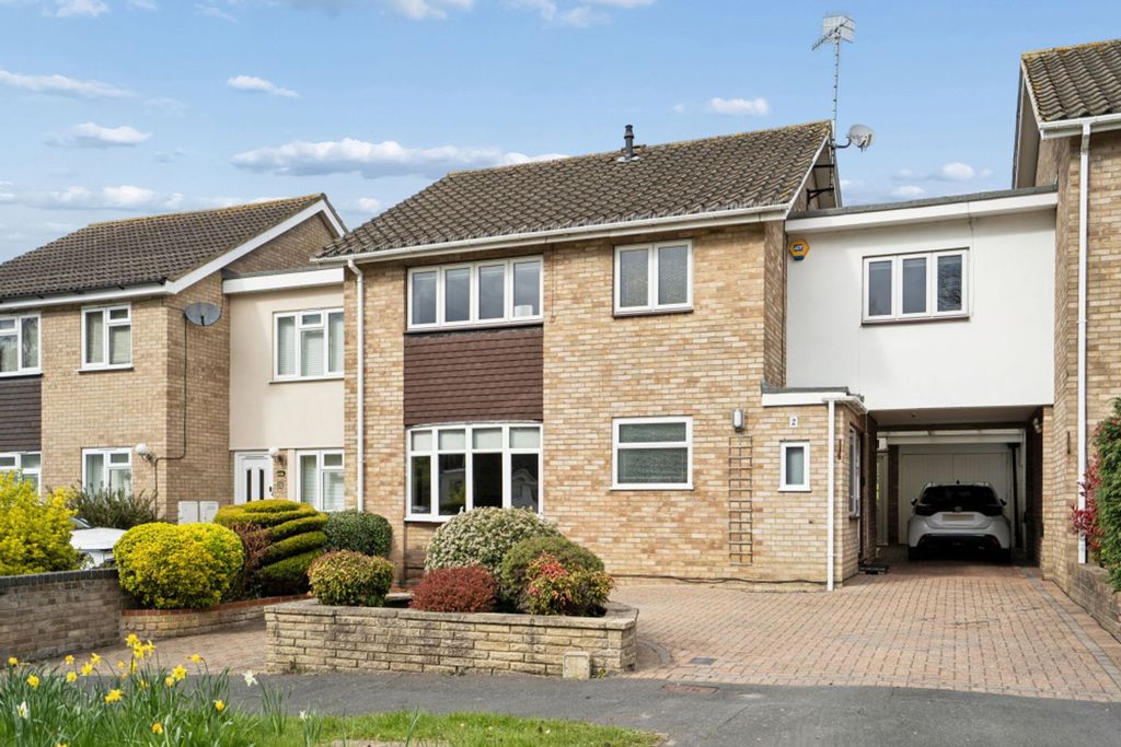 Property photo 1 of 24