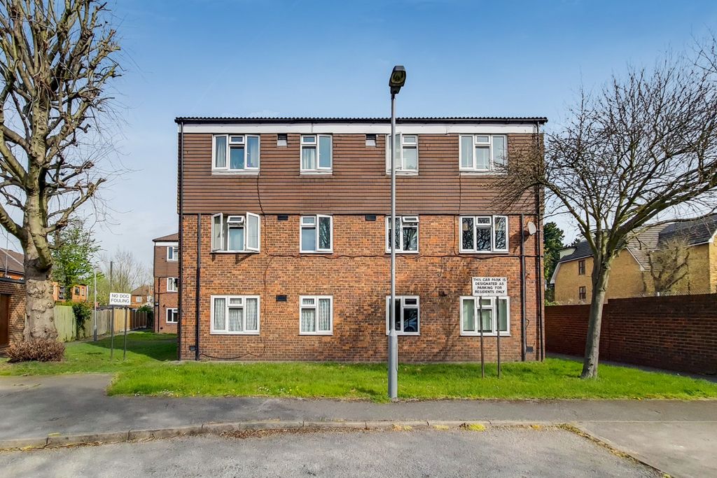 Property photo 1 of 10