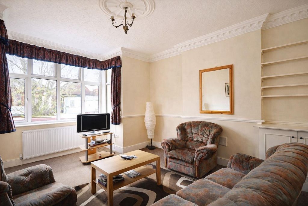 Property photo 1 of 6 Reception