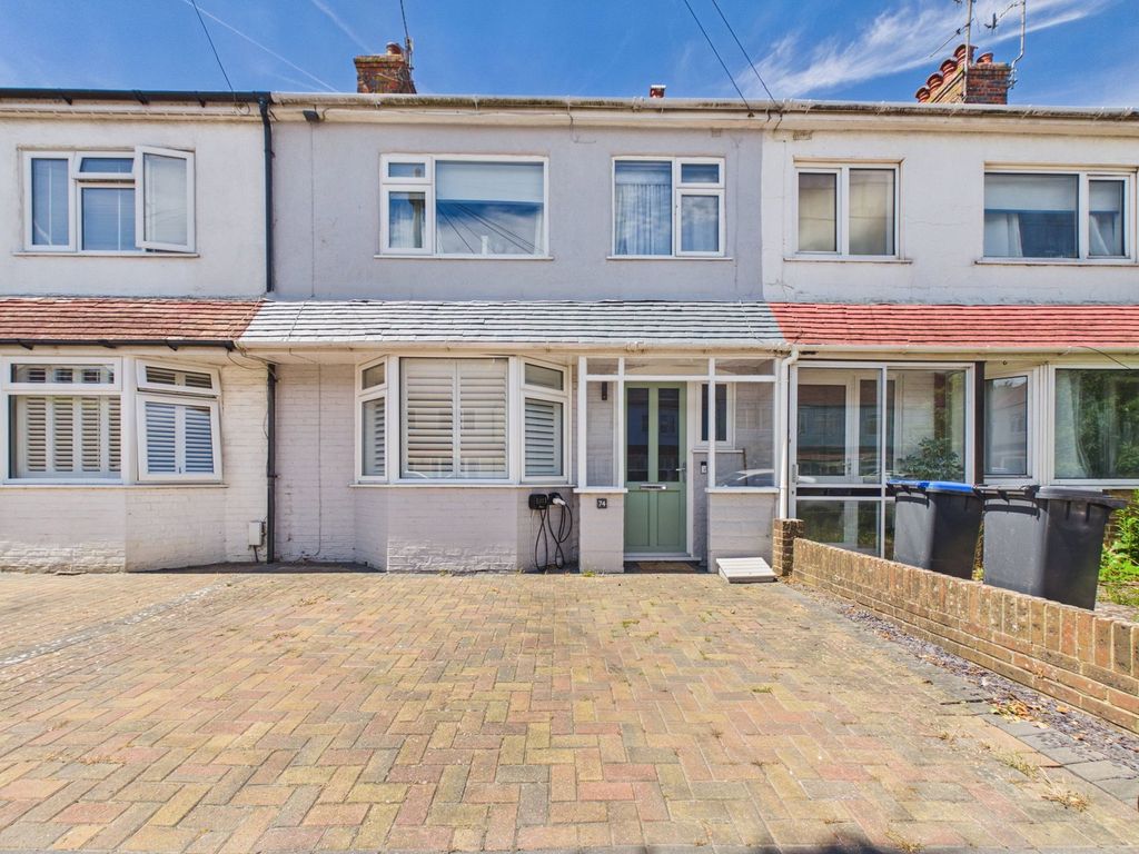 Property photo 1 of 18