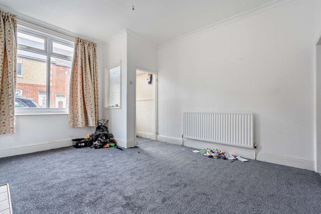 Property photo 3 of 26