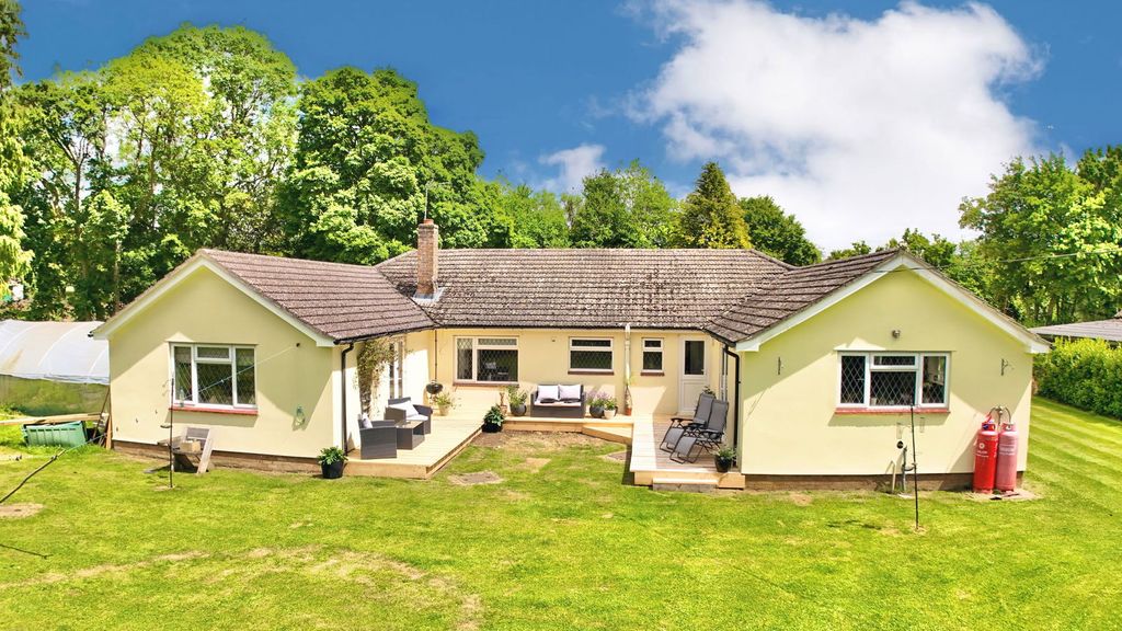 Property photo 2 of 24