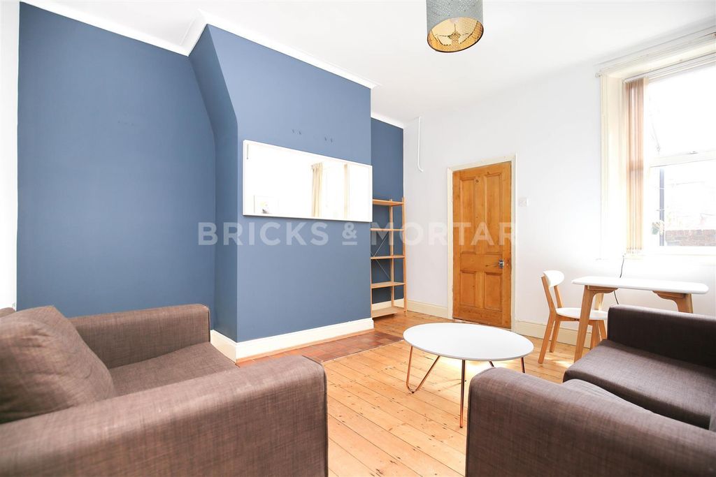 Property photo 1 of 7 1.Jpg