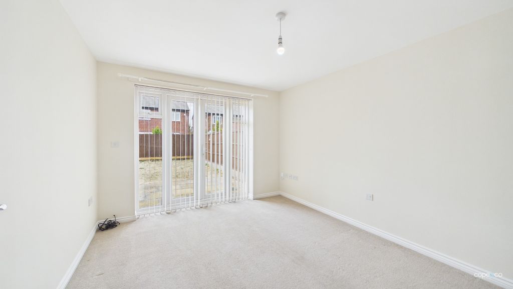 Property photo 3 of 15 3347363