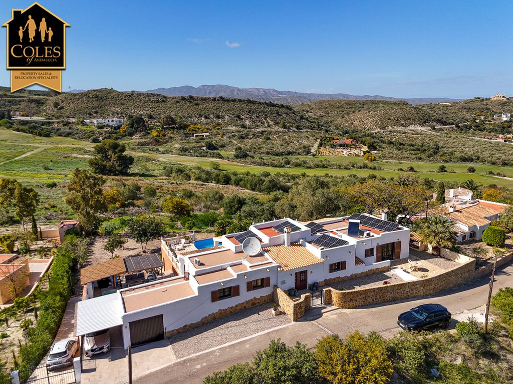 Property photo 3 of 28