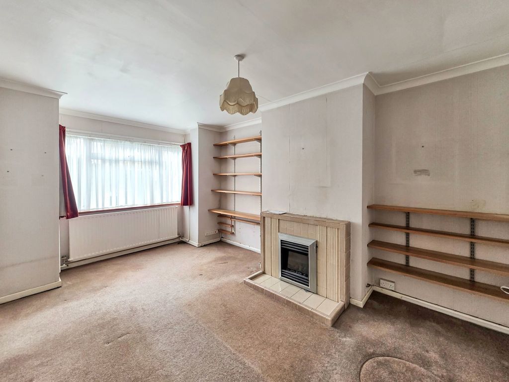 Property photo 3 of 13