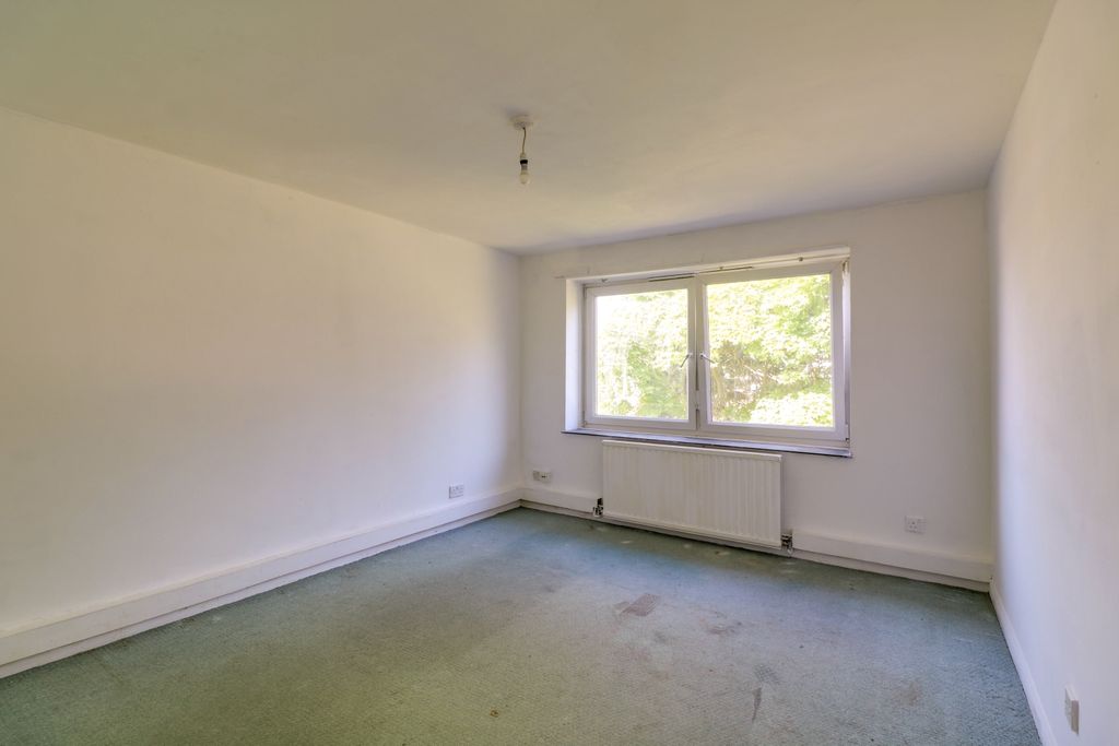 Property photo 2 of 4 Img_3940-Img_3942