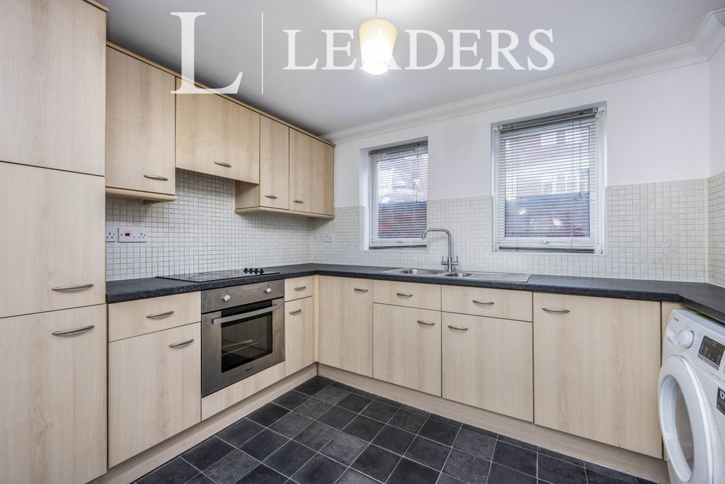 Property photo 3 of 12 3