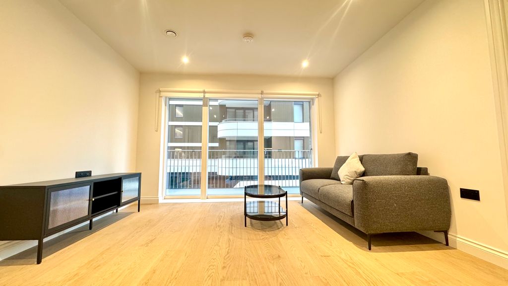 Property photo 3 of 14