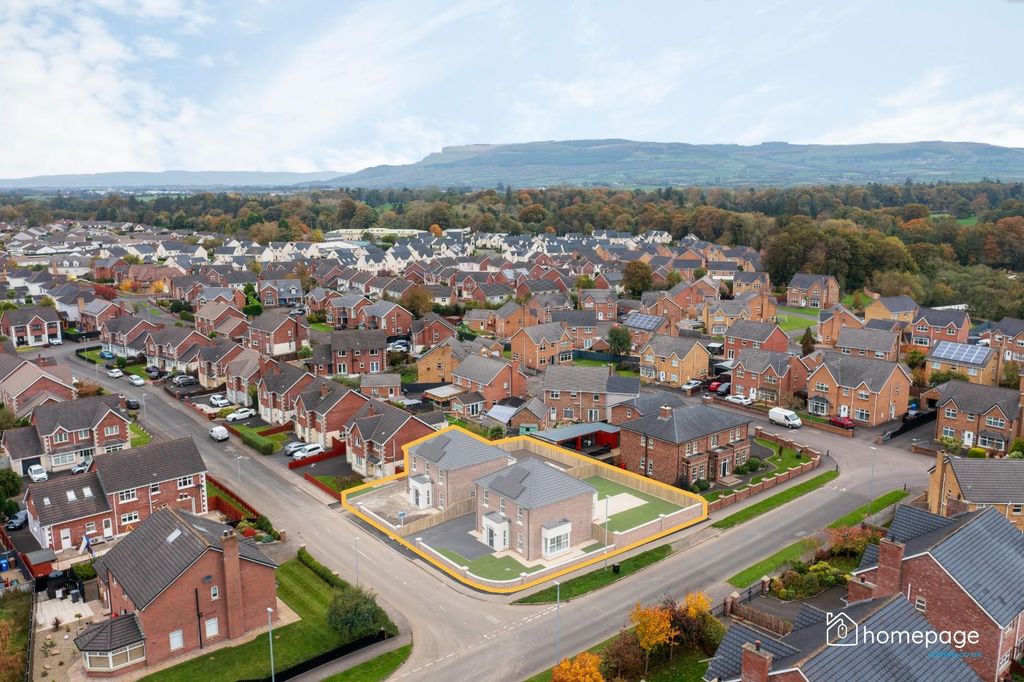 Property photo 2 of 48 20251018-Dji_0330.3.Jpg