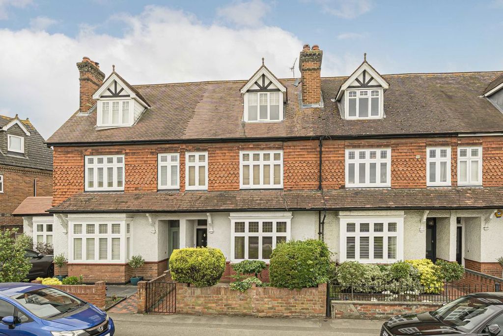Property photo 1 of 7