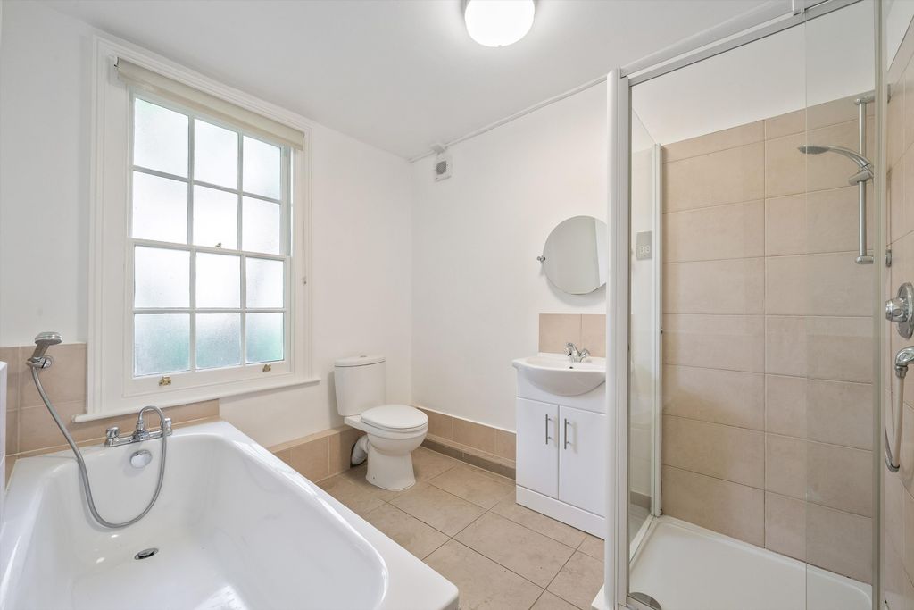 Property photo 3 of 10 Image