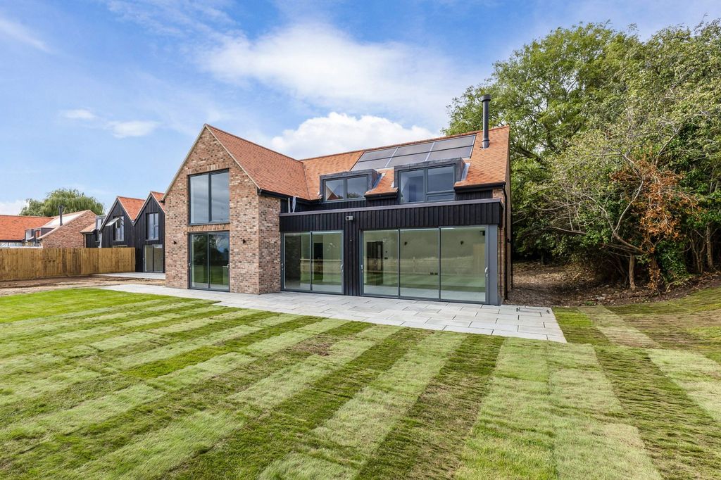 Property photo 1 of 17 Rear Elevation