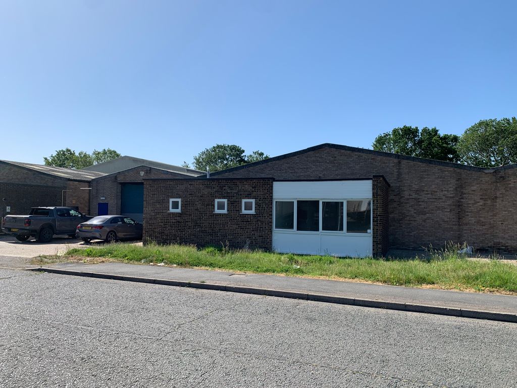 Property photo 1 of 7