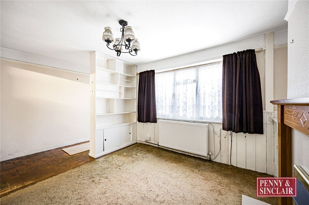 Property photo 3 of 13 Picture No. 02