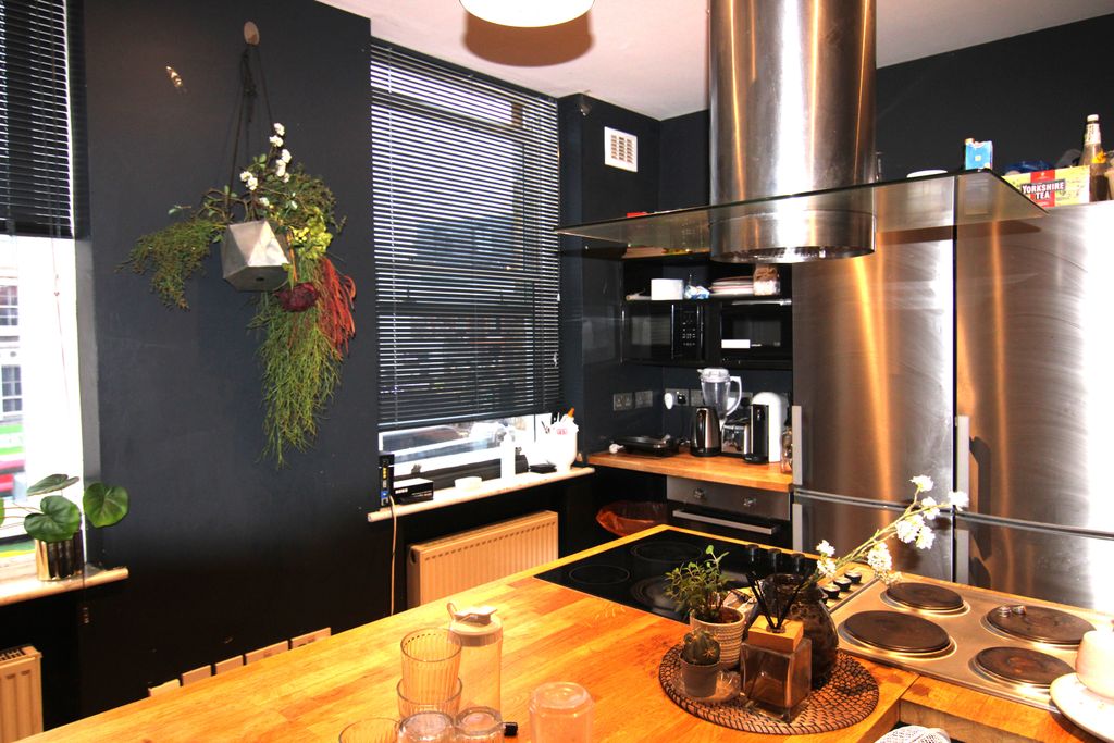 Property photo 1 of 4