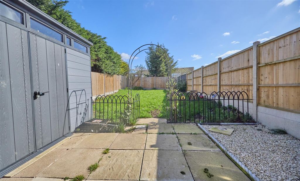 Property photo 3 of 14 Outside