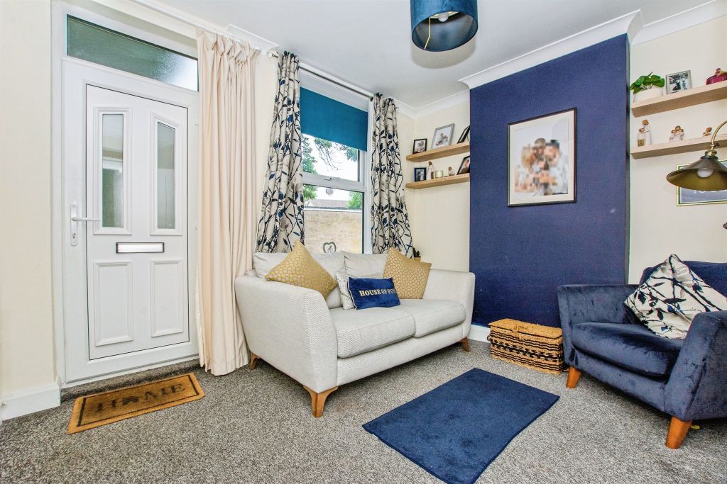 Property photo 3 of 16
