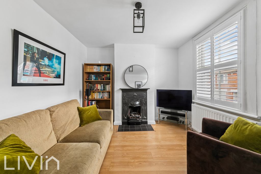 Property photo 3 of 12 3