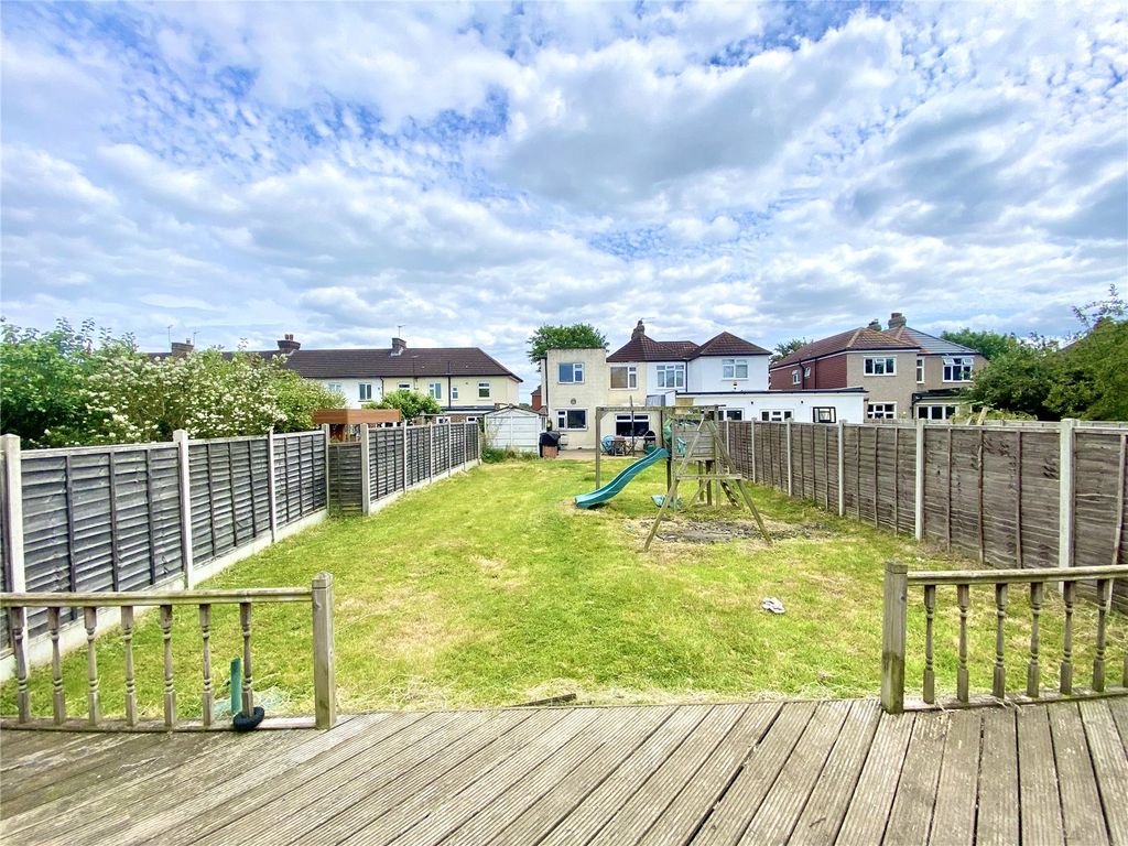 Property photo 2 of 31 Picture No. 24