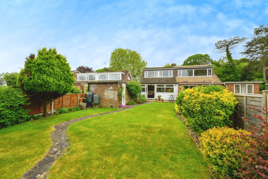 Property photo 3 of 18