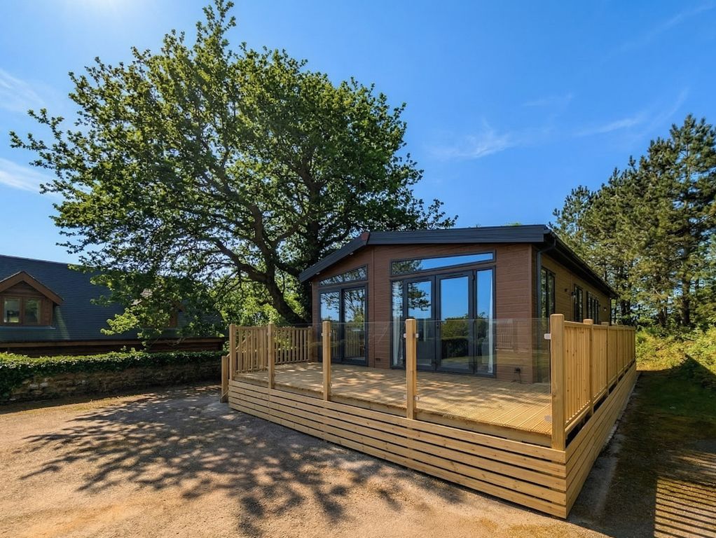 Property photo 2 of 23