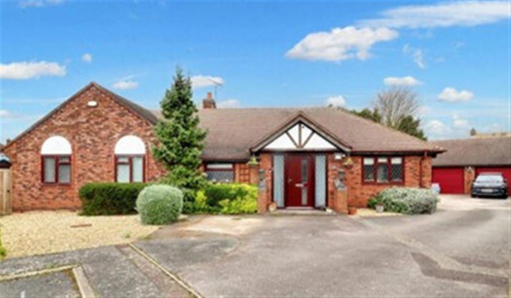 Property photo 1 of 4