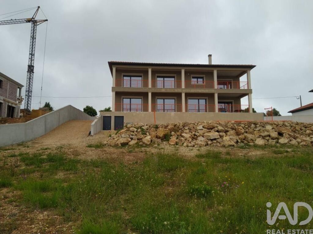 Property photo 1 of 1