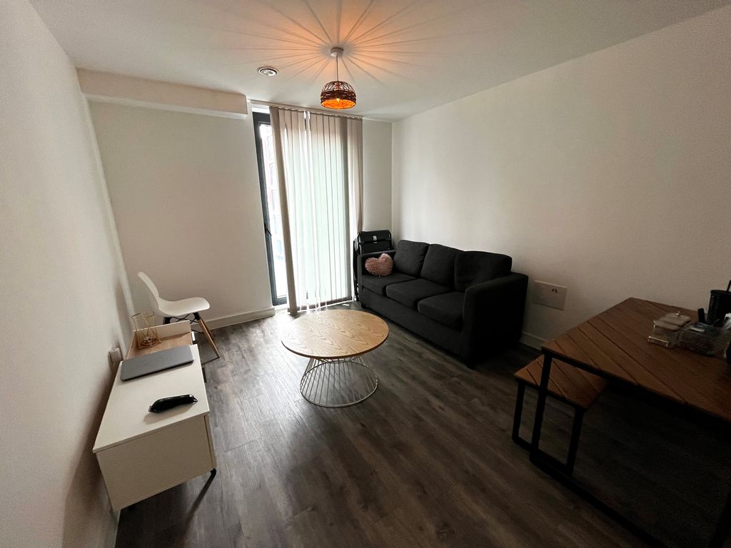 Property photo 1 of 3