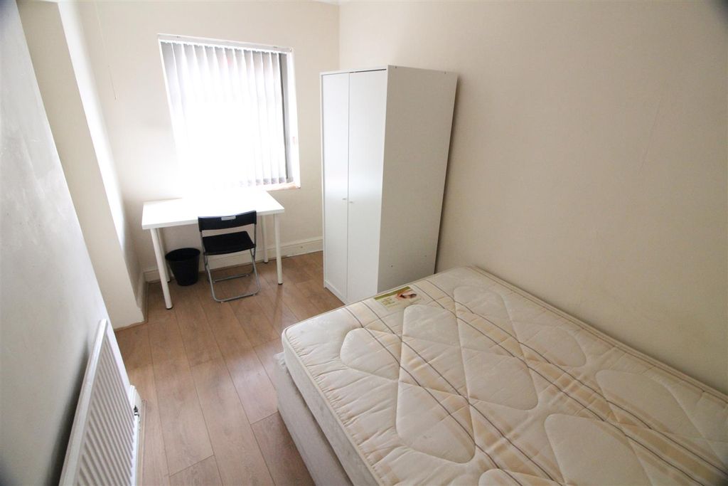 Property photo 1 of 6 A0A1345A-Ece5-4D97-95D7-8163F02Cf718.Jpeg