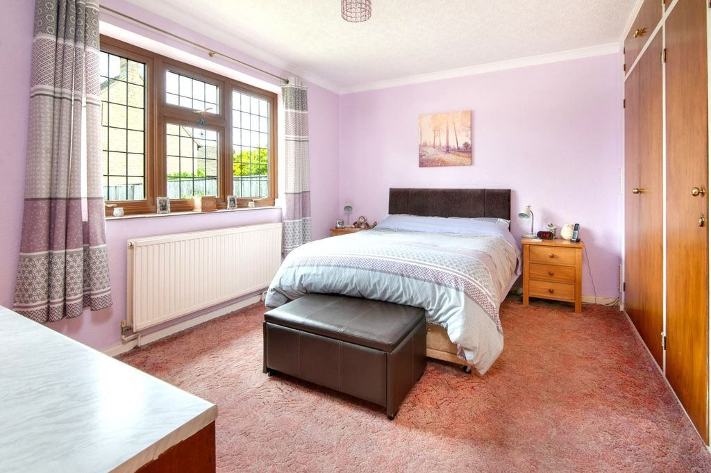 Additional image 6 of 4 bed detached house for saleShipton Road, Ascott-Under-Wychwood, Chipping Norton OX7