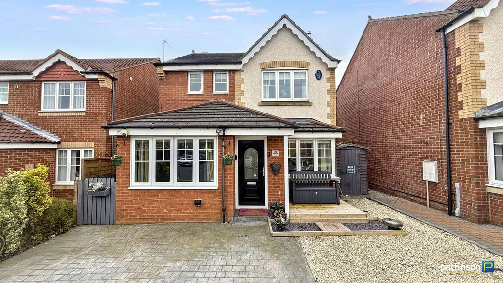 Property photo 1 of 31