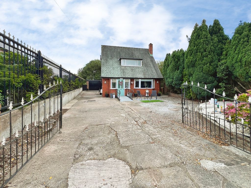 Property photo 1 of 31 External