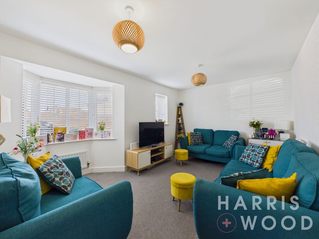 Property photo 2 of 26 5268713