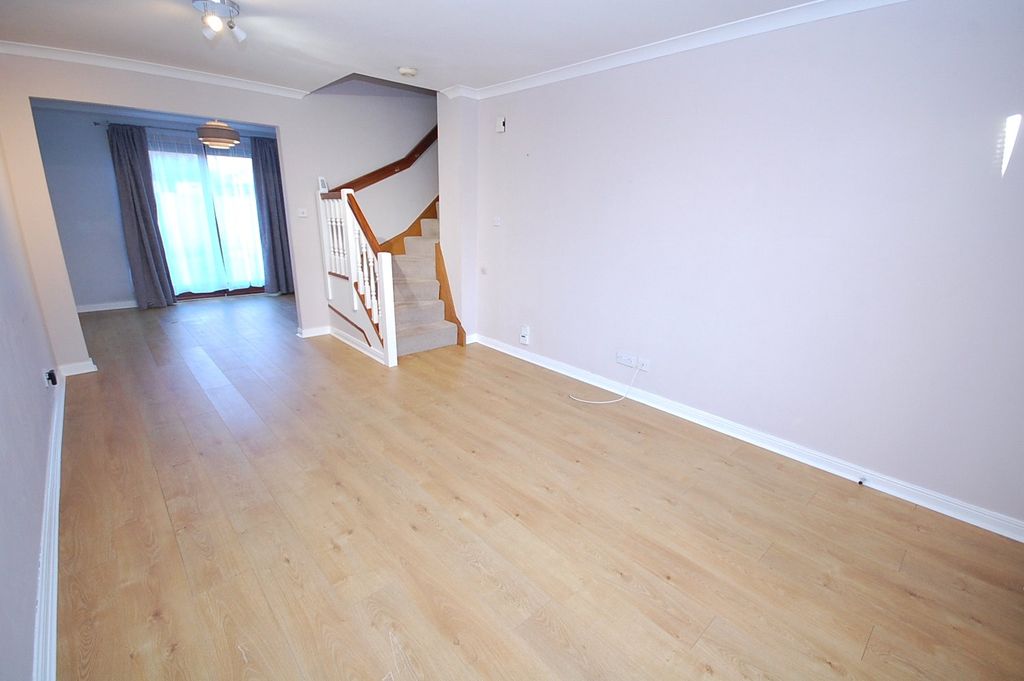 Property photo 3 of 18 Photo 3