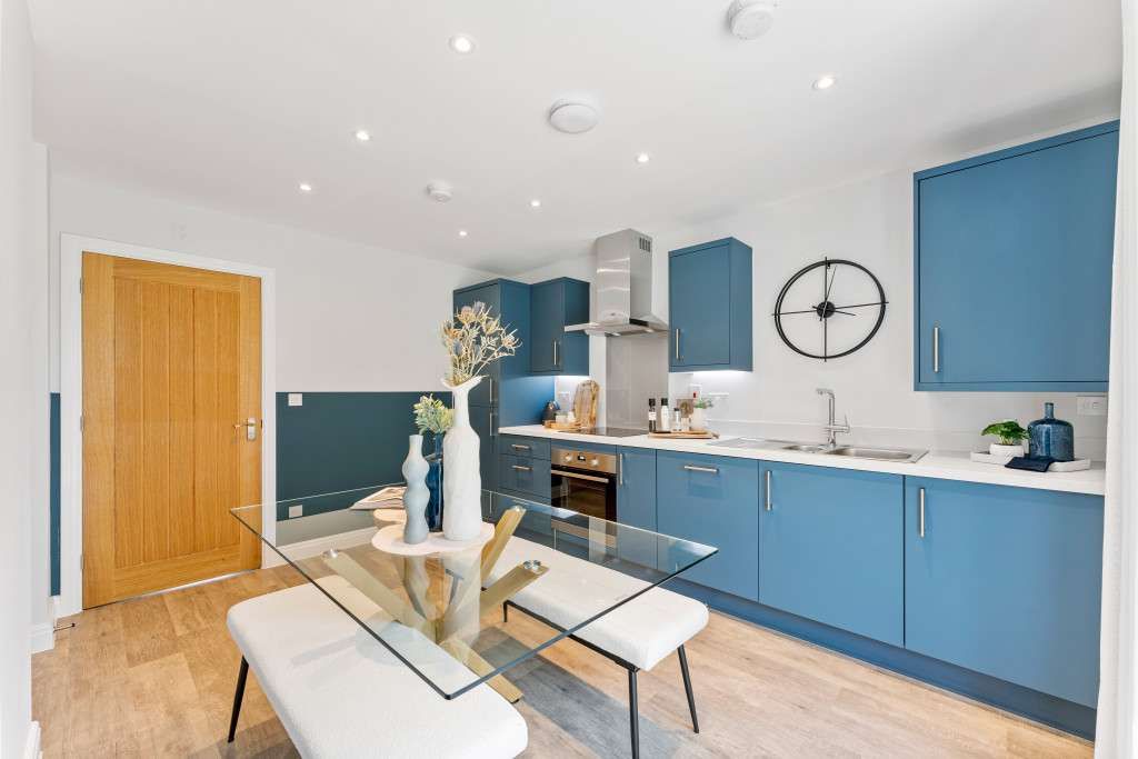 Property photo 3 of 11