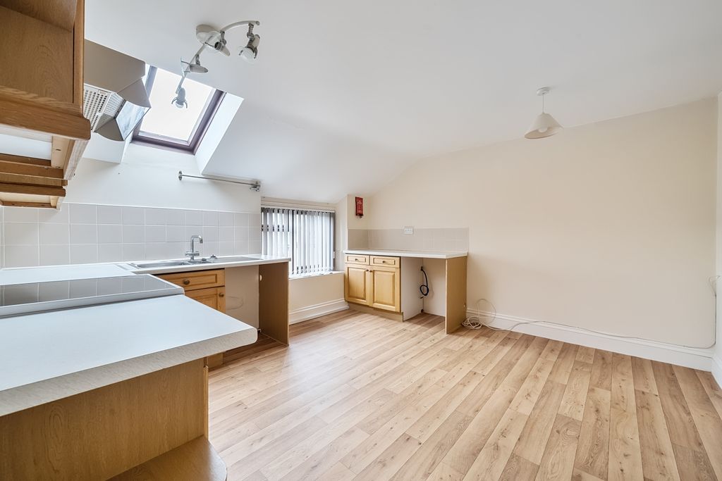 Property photo 3 of 11 1190334 (4)
