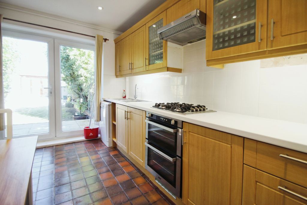 Property photo 3 of 13 92c65097-Img_2761