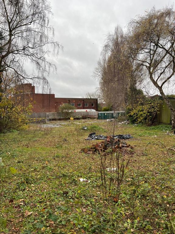 Property photo 3 of 9 Photo 6