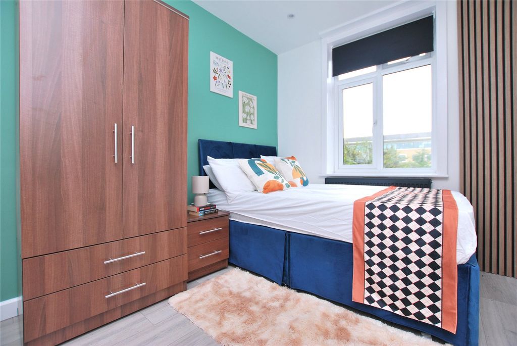 Property photo 1 of 7 Picture No. 15