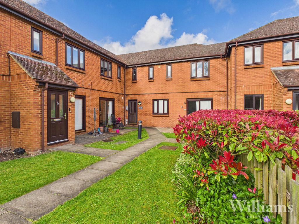 Property photo 1 of 10